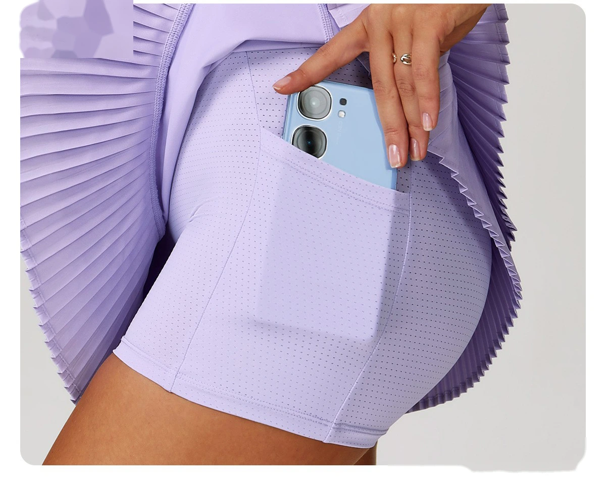 Customized sports skirt with high waist and pleated leggings pocket skirt to prevent exposure detail
