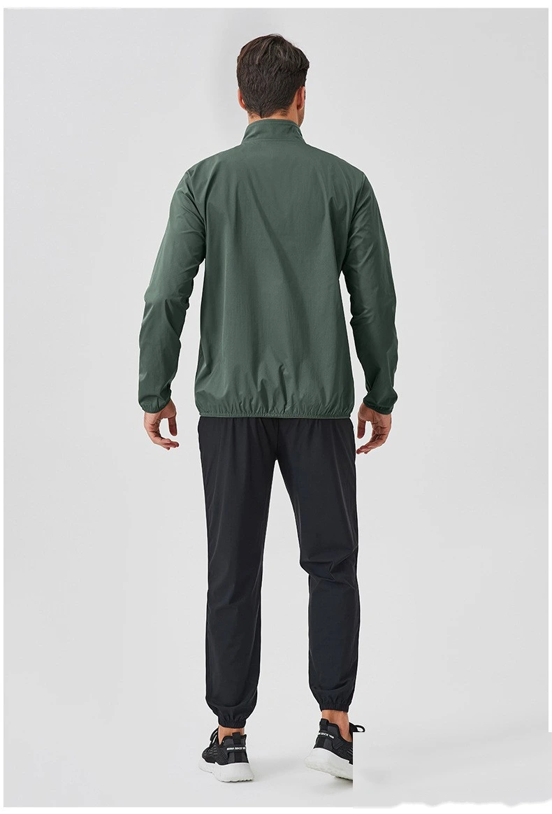 Custom autumn and winter sports coat stand collar zipper jacket outdoor windproof long sleeve cardigan running fitness detail