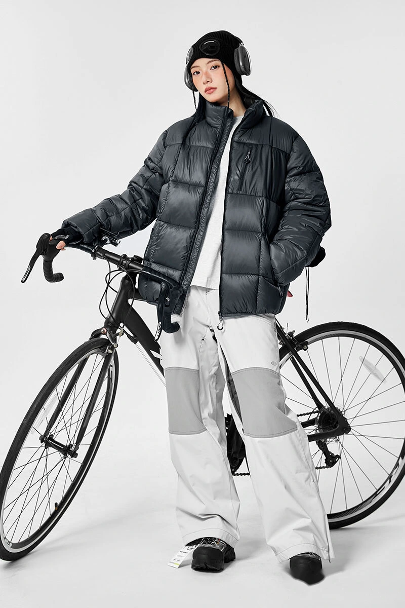 Custom fashion windproof warm pocket men's and women's cotton coat down jacket detail