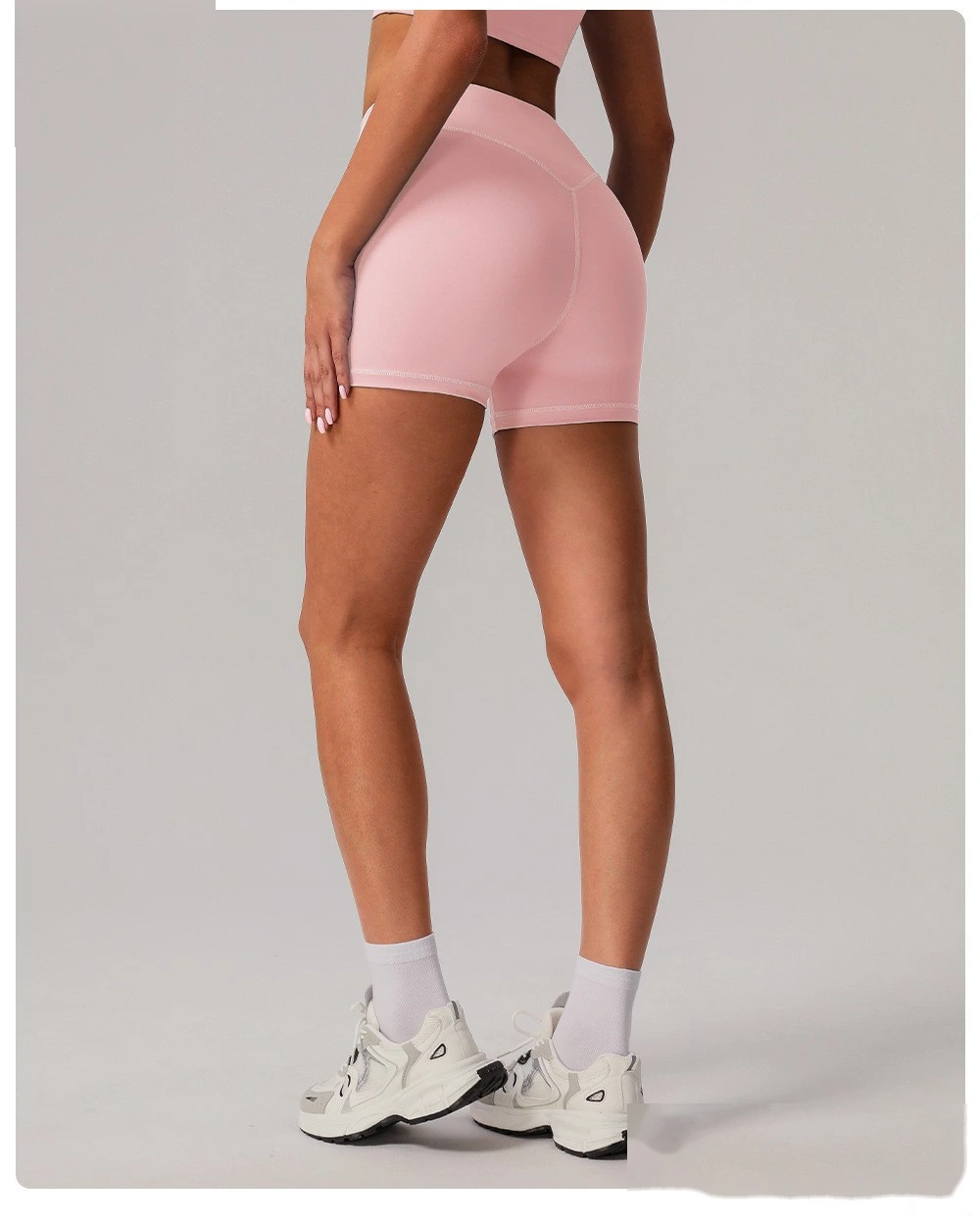 Custom nude yoga shorts hip running fitness pants tight high waist outdoor sports shorts female detail