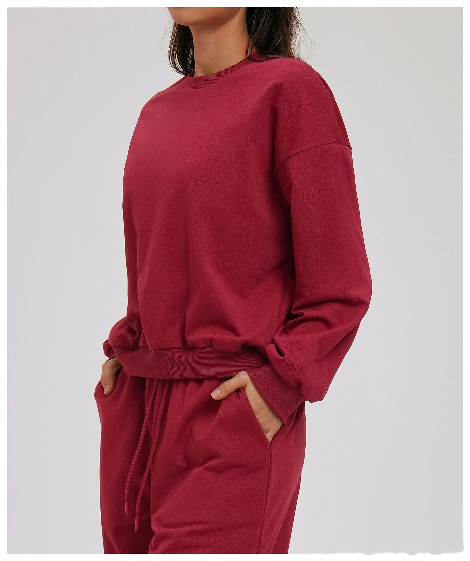 Bulk Custom Crew Neck Sweatshirts | Loose Fit Long Sleeve Casual Tops for Fall Winter Outdoor Running detail