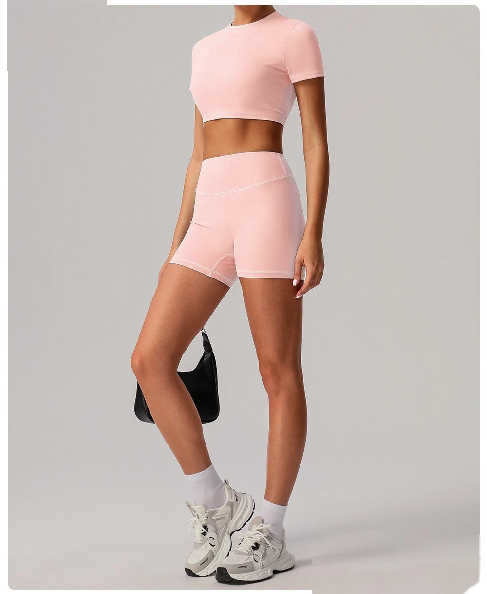 Custom nude yoga shorts hip running fitness pants tight high waist outdoor sports shorts female detail