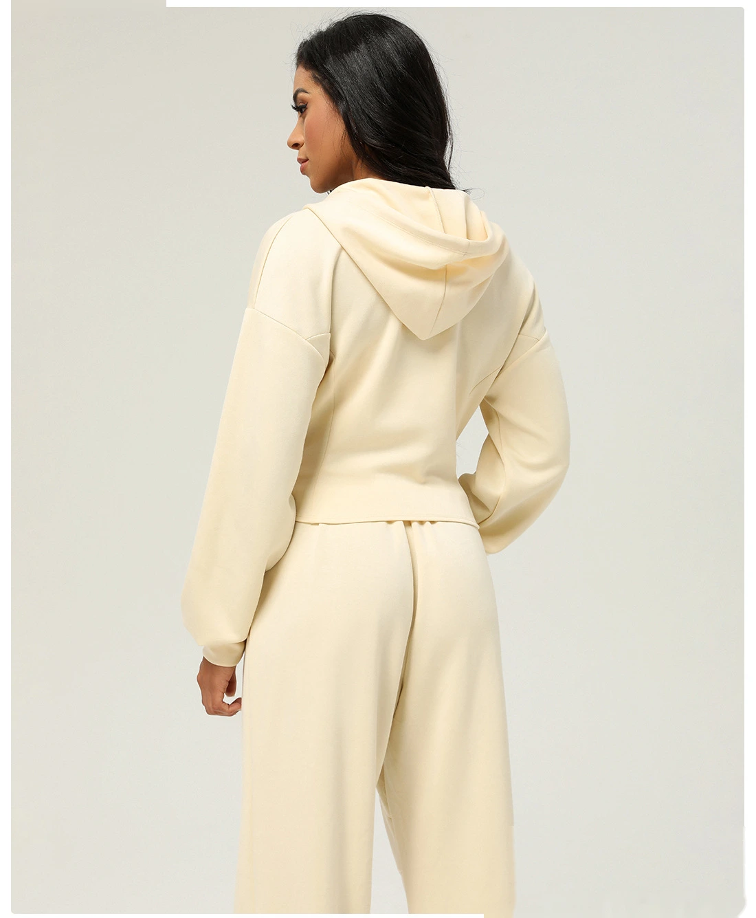 Custom sportswear autumn and winter two-piece loose sweater hooded coat outdoor running fitness suit detail