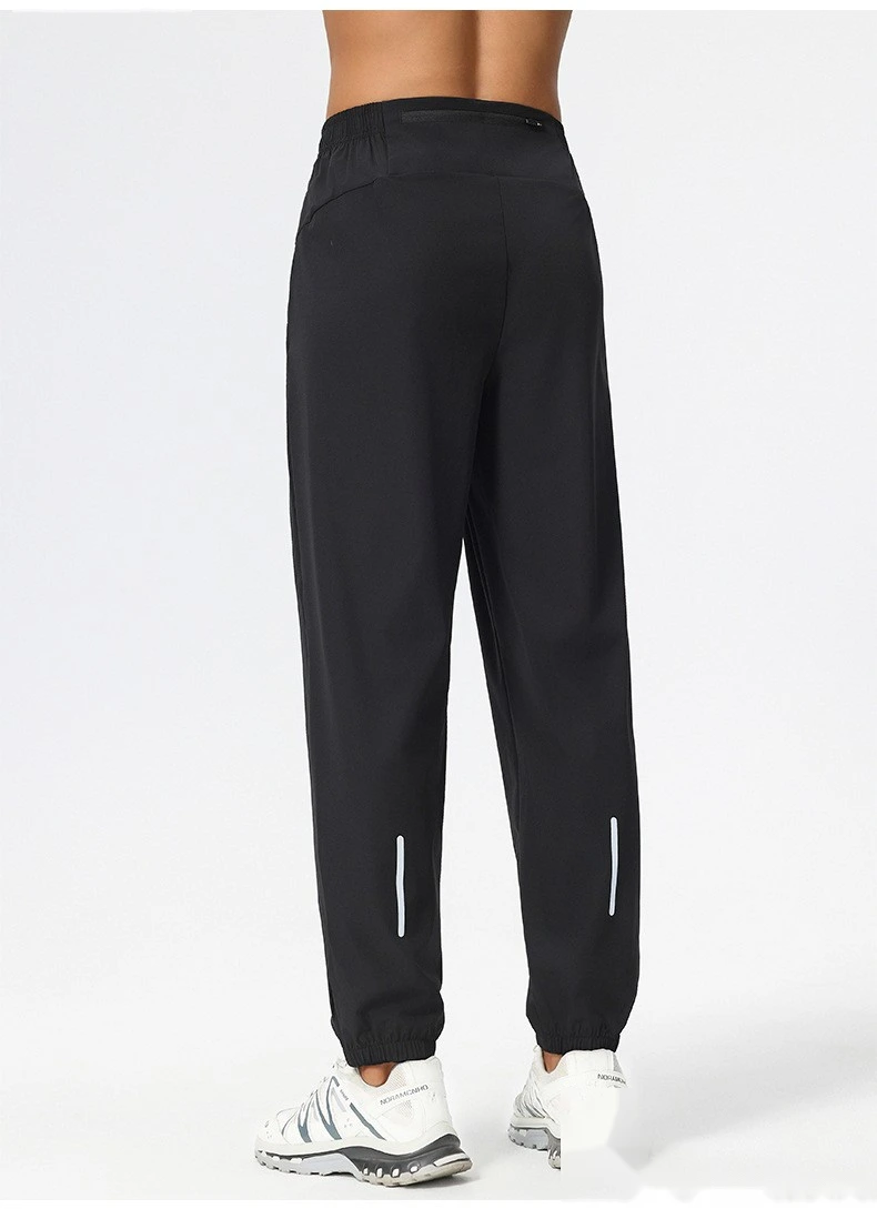 Customized nylon woven men's multi-pocket and multi-functional outdoor running quick-drying pants detail