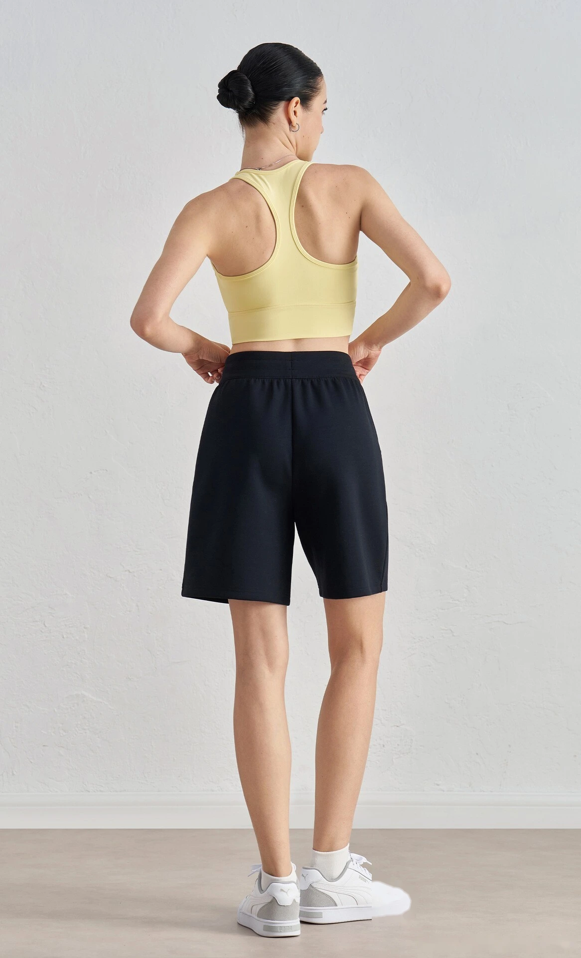 Air layer running shorts loose casual fitness five-point shorts female fitness shorts detail