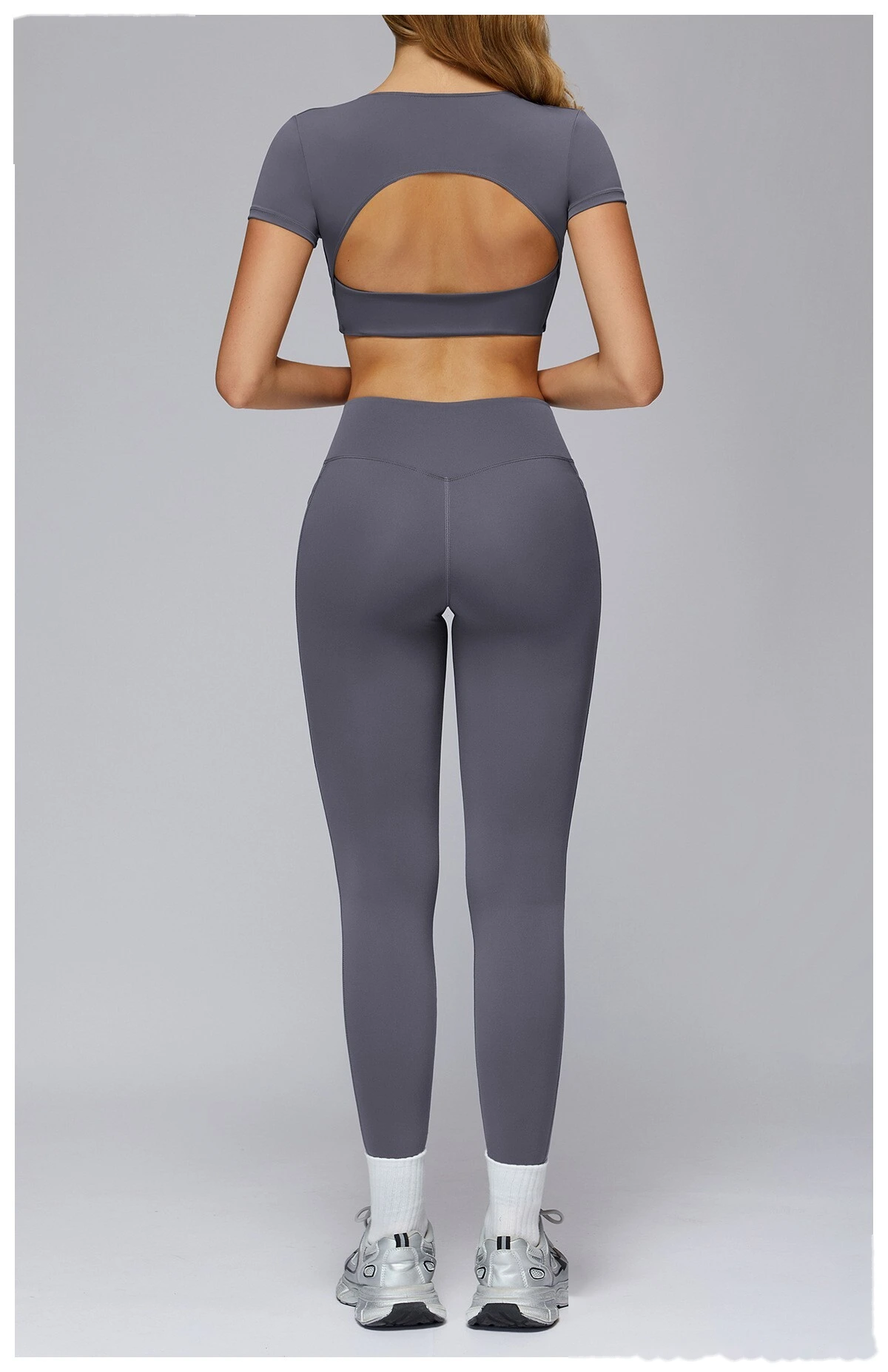 Custom twisted yoga bra tight-fitting quick-drying yoga clothes women's outdoor running fitness sports bra detail