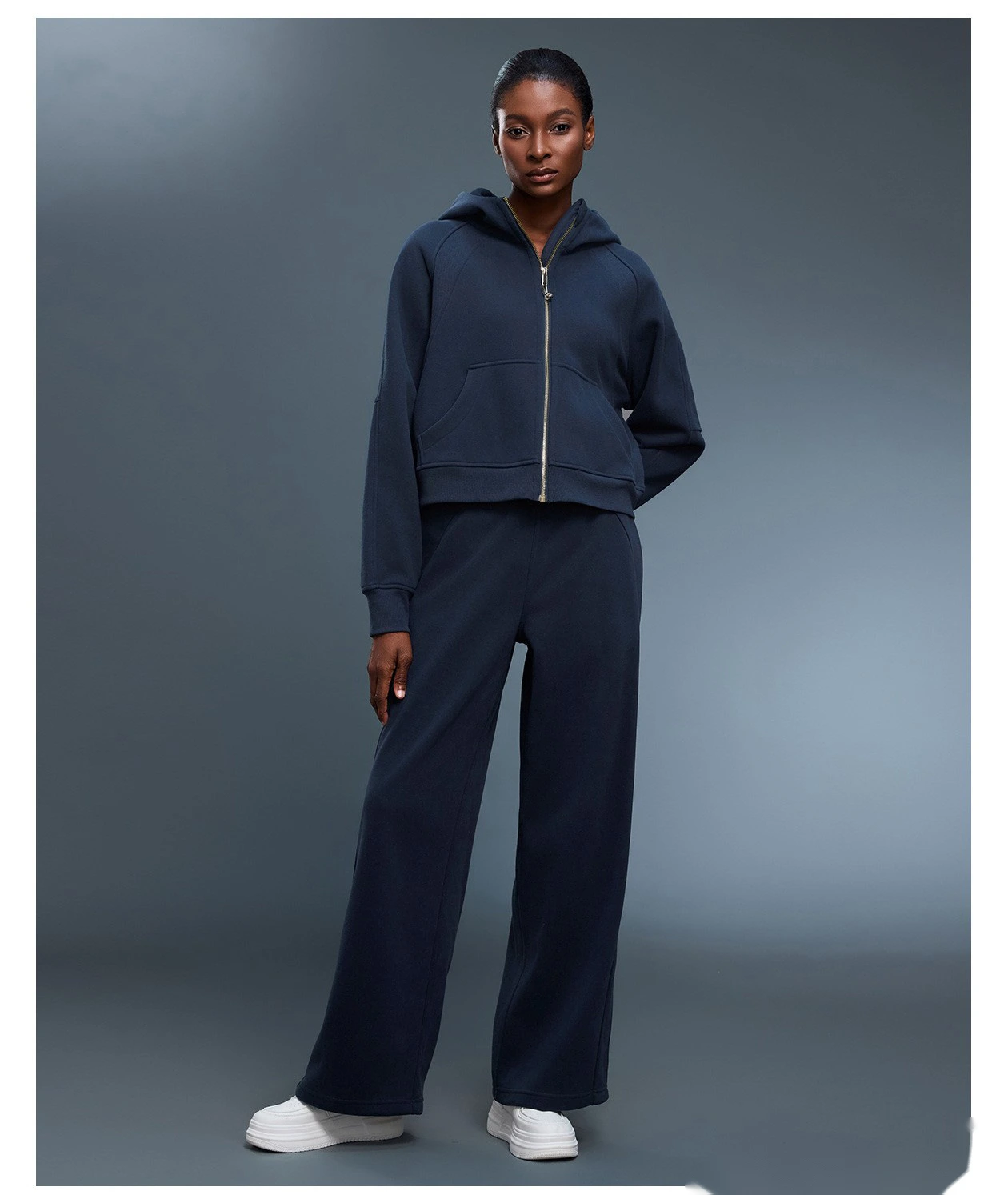 Customized autumn and winter plus velvet thick straight wide-leg pants loose warm sports pants detail