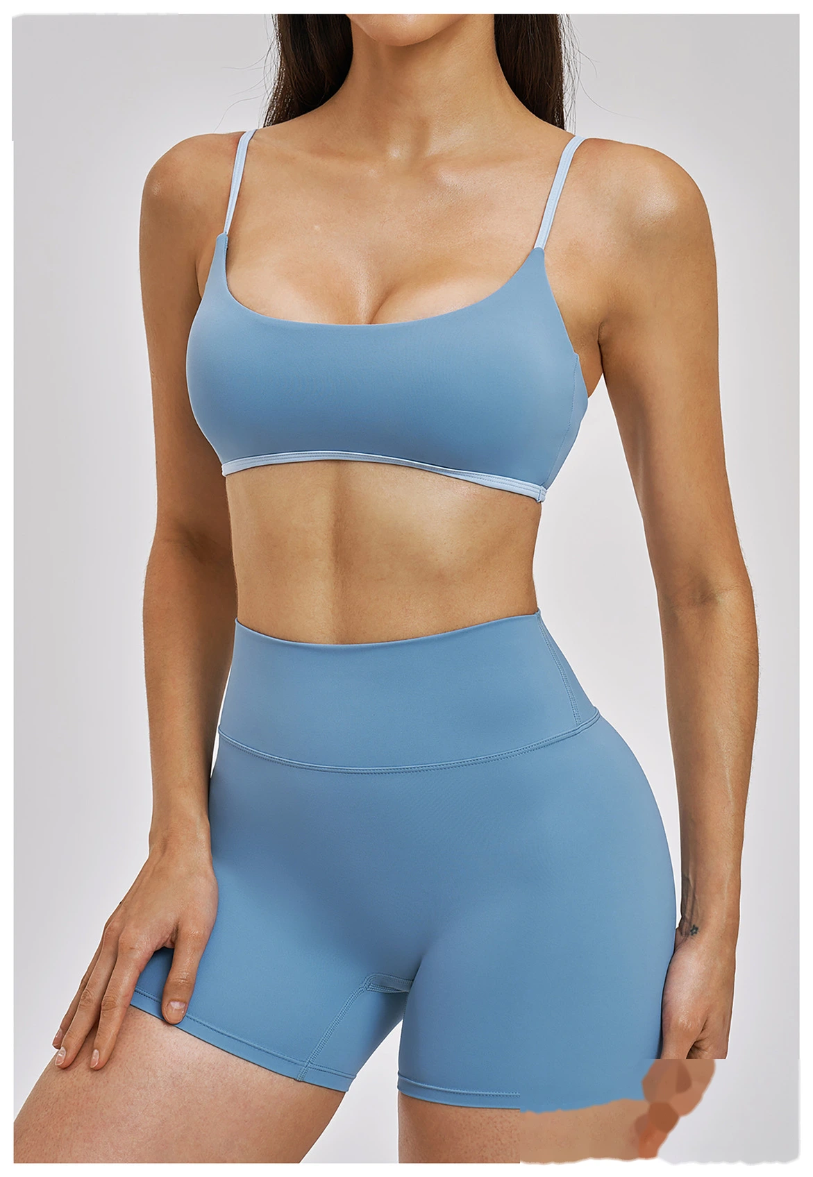 Custom Women’s Thin Shoulder Strap Beauty Back Sports Bra Fake Two Piece Tennis Skort Yoga Fitness Set detail