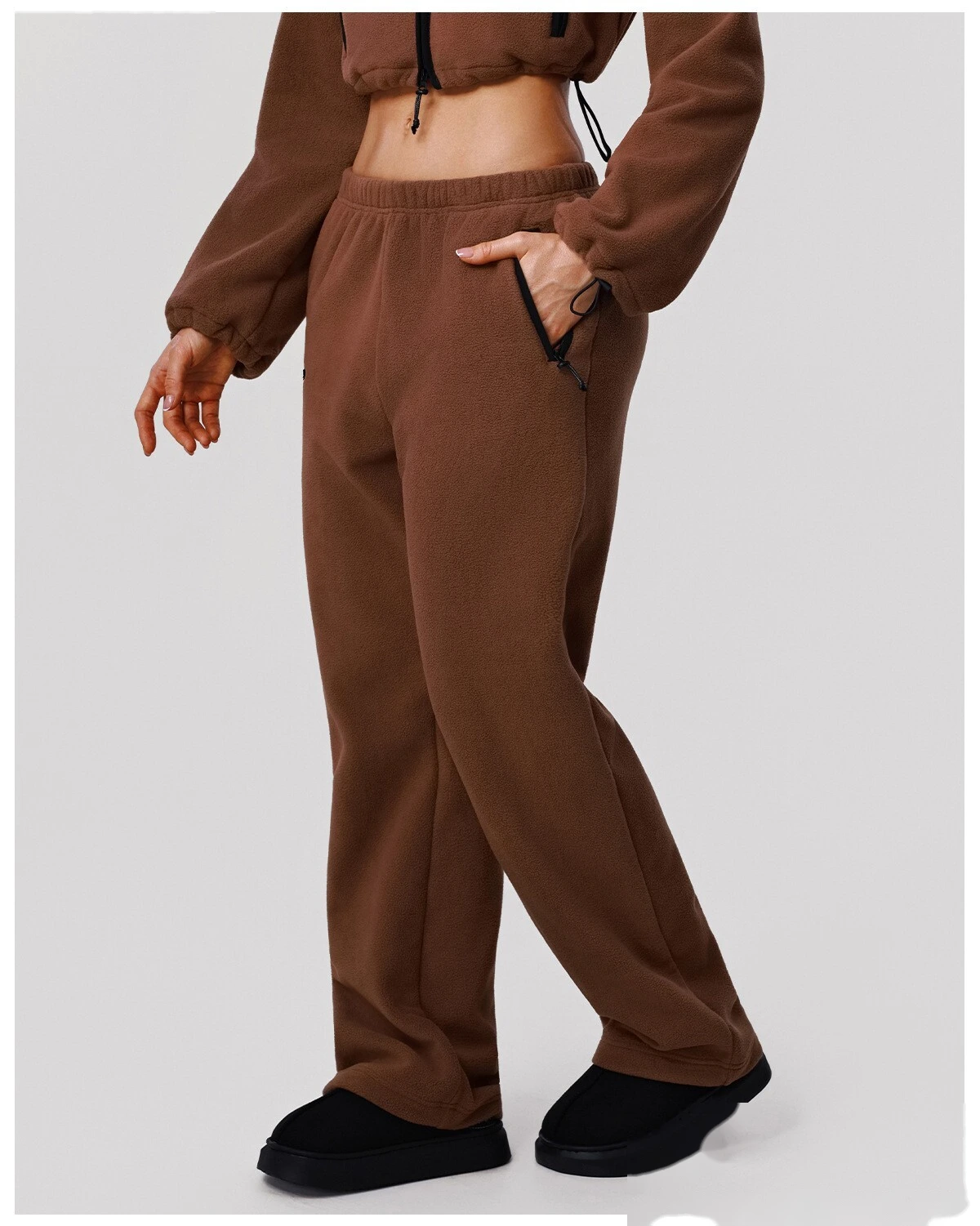 Custom Winter Warm Sweatpants - Women's Wide-Leg Slim Straight Loose Pants for Outdoor Running detail