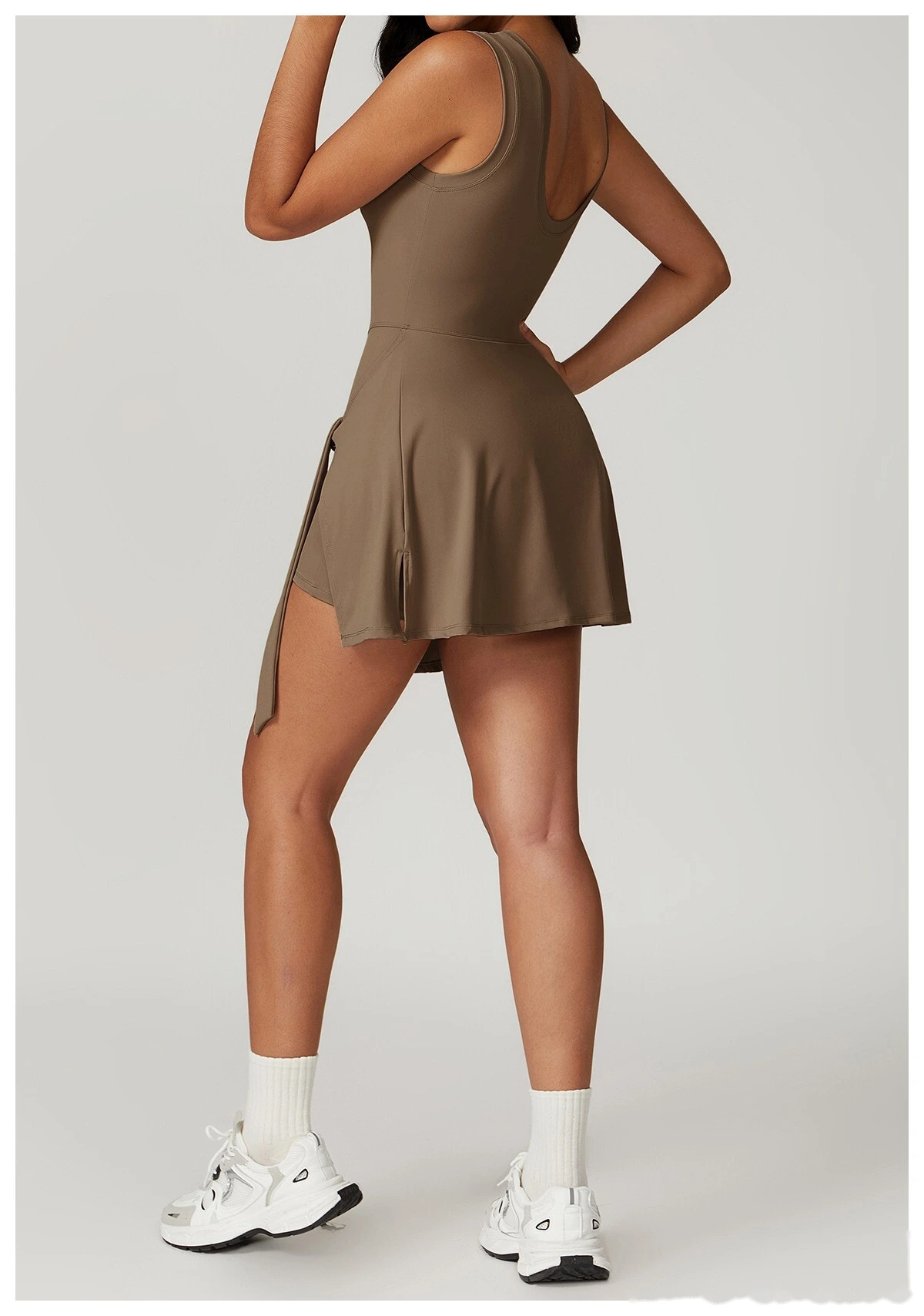Fake two-piece anti-exposure tight-fitting sports dress slim strap leisure fitness back yoga tennis skirt detail