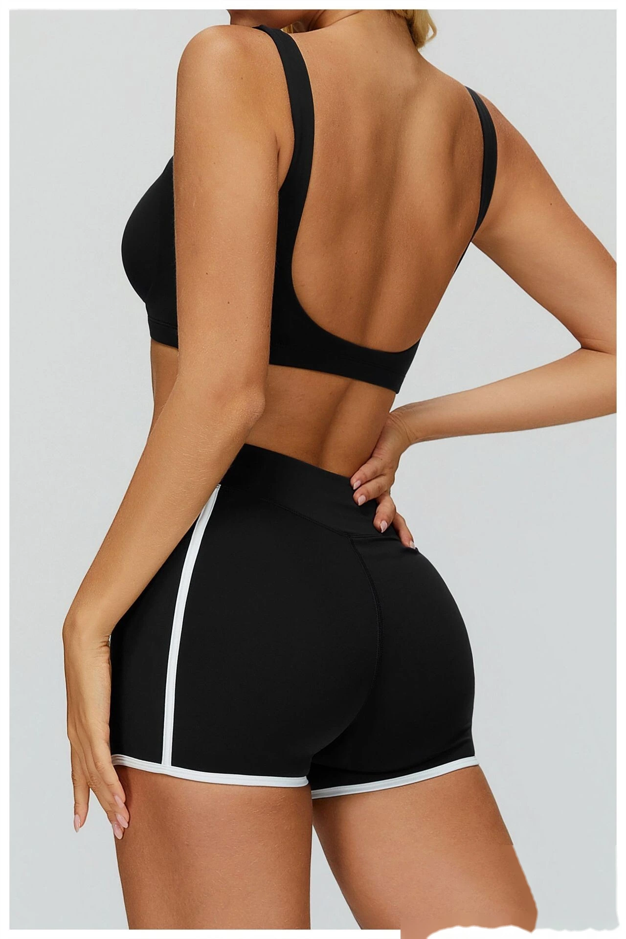 Custom Naked-Feel Yoga Shorts - Women’s High-Waisted Color Block Tight Butt-Lifting Running Shorts detail