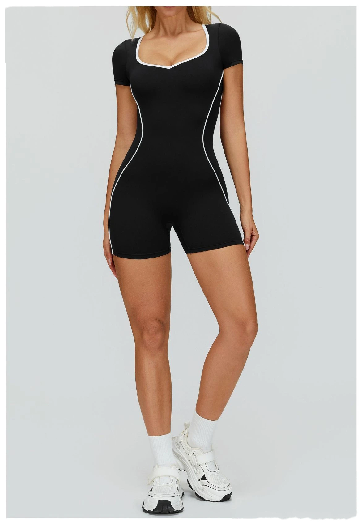 Custom Naked-Feel Yoga Jumpsuit - Women’s Color Block Openwork Cutout Back Tight Fitness Running Bodysuit detail