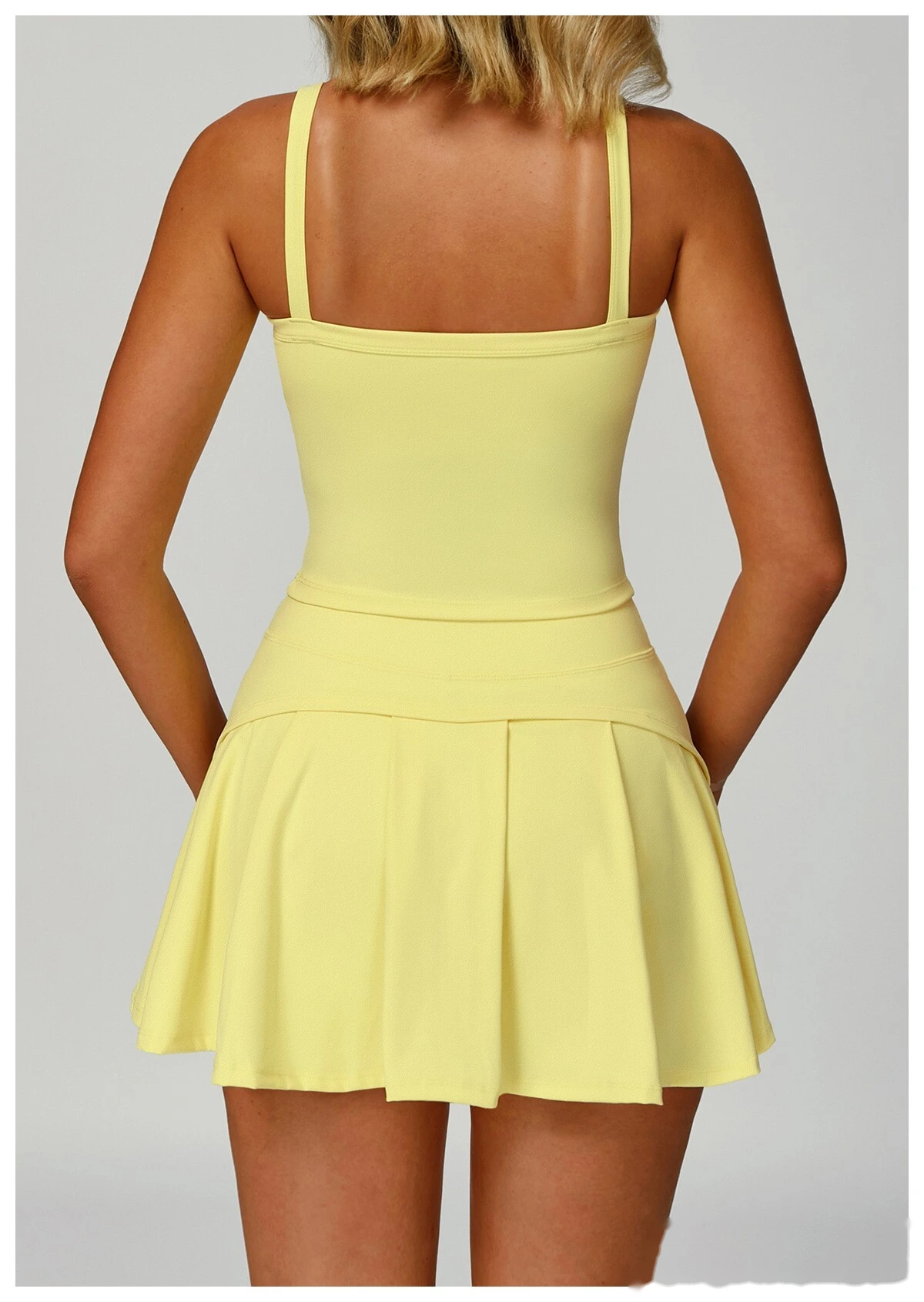 Custom shoulder strap yoga vest with bare back and slim outdoor running fitness vest set detail