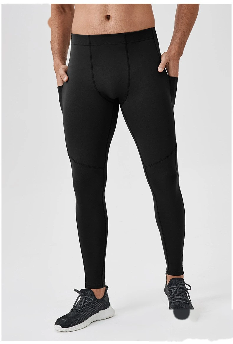 Customized men's yoga pants with high elasticity and tight fitness pants detail