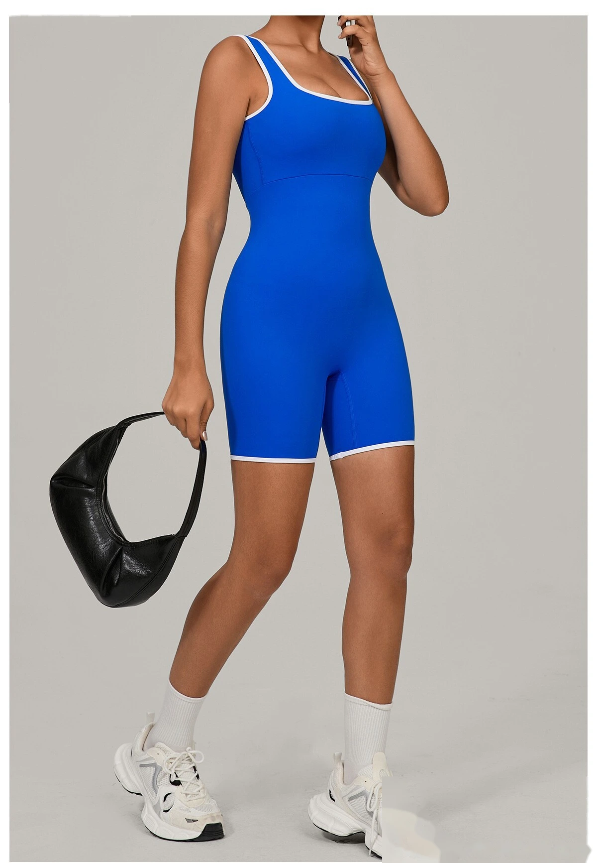 Customized contrast stitching generous neck sports jumpsuit yoga clothes backless outdoor fitness jumpsuit detail
