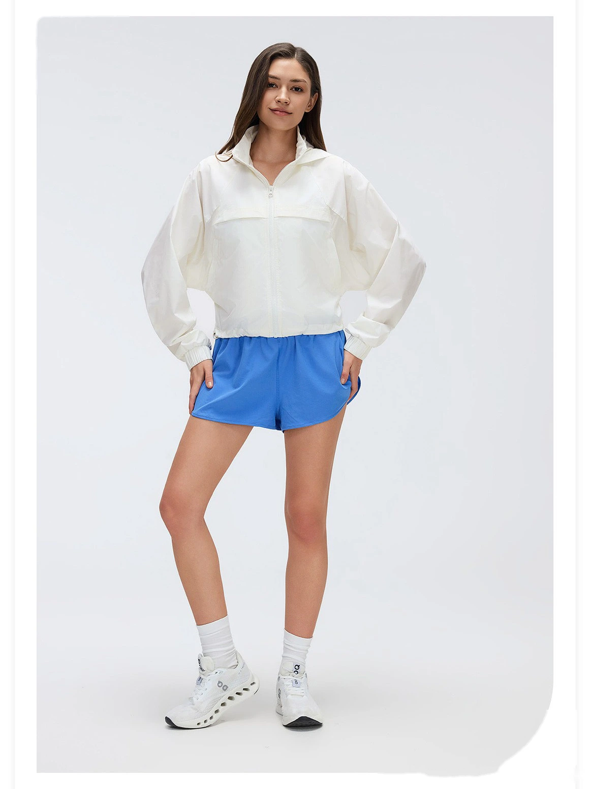 Women’s Short Hooded Sports Jacket Water Resistant Loose Fit Outdoor Workout Quick Dry Outerwear detail