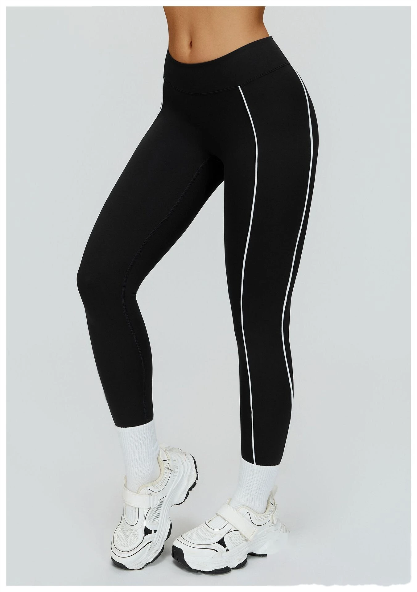 Custom Women’s Naked-Feel Tight Yoga Pants - Color Block High-Waisted Butt-Lifting Running Fitness Leggings detail