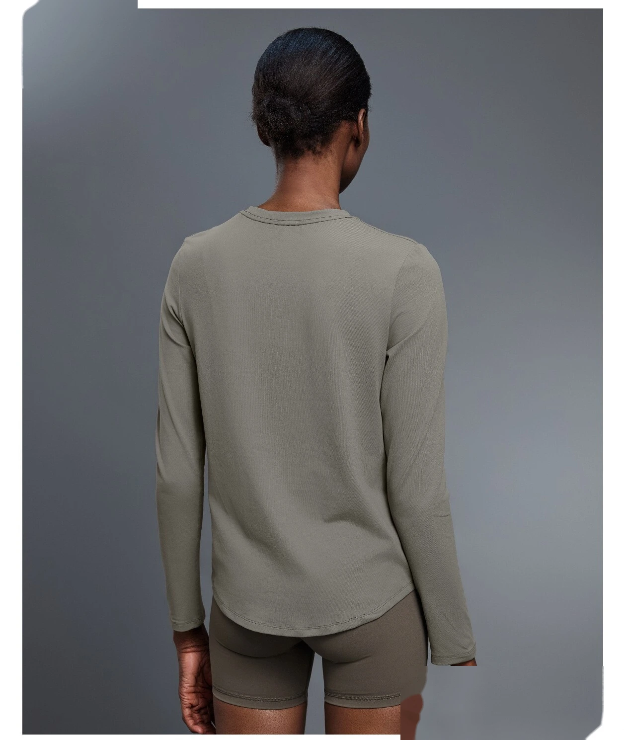 Customizable Women's Autumn Fitness T-Shirt | Crew Neck, Loose Slim, Long-Sleeve Yoga & Sport Style detail