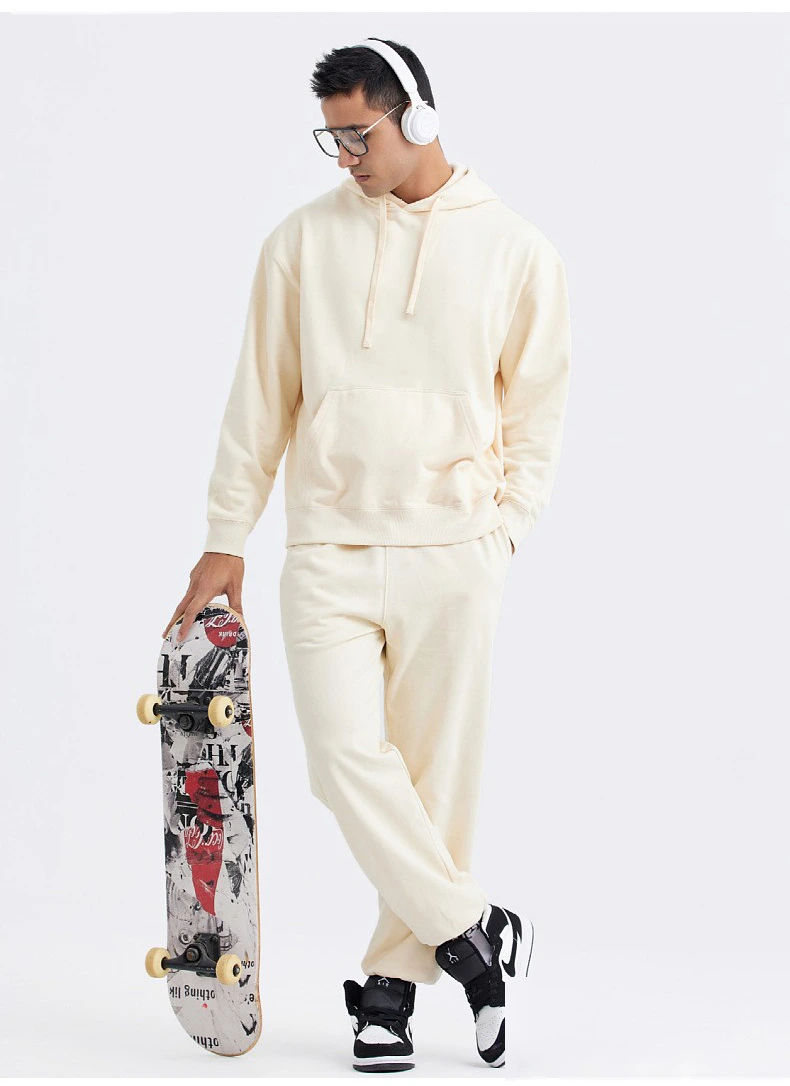 Customized plush napped pullover sweater for men and women loose solid color hoodie detail