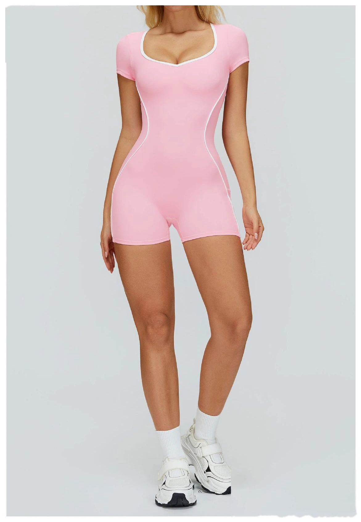 Custom Naked-Feel Yoga Jumpsuit - Women’s Color Block Openwork Cutout Back Tight Fitness Running Bodysuit detail