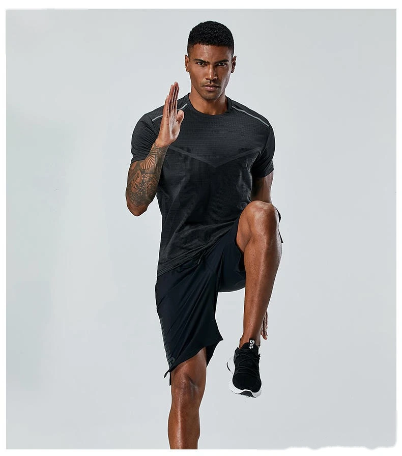 Customized short-sleeved T-shirt men's ice silk sports fitness quick-drying clothes leisure plus size running clothes detail