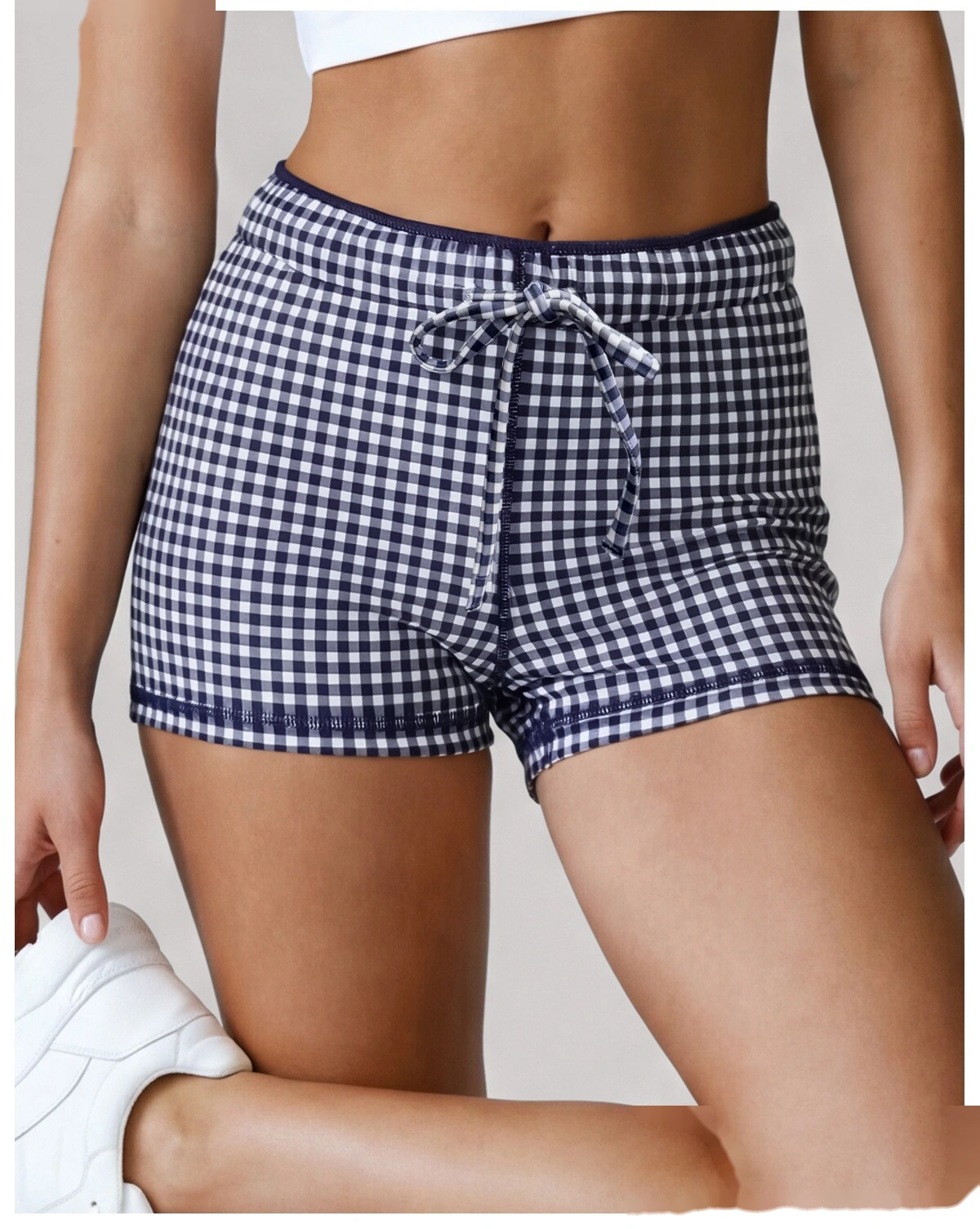 Women High Rise Fitness Shorts, Elastic Drawstring Sculpting Sports Shorts for Gym Training Daily Wear detail