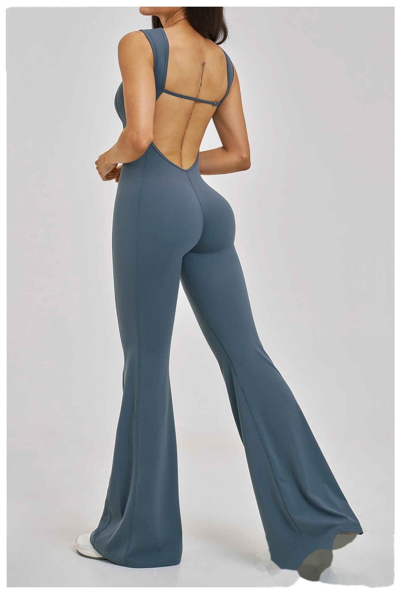 Custom Women’s Flared Leg Yoga One-Piece Outfit Beauty Back Slim Fit Fitness Gym Bodysuit Sport Jumpsuit detail
