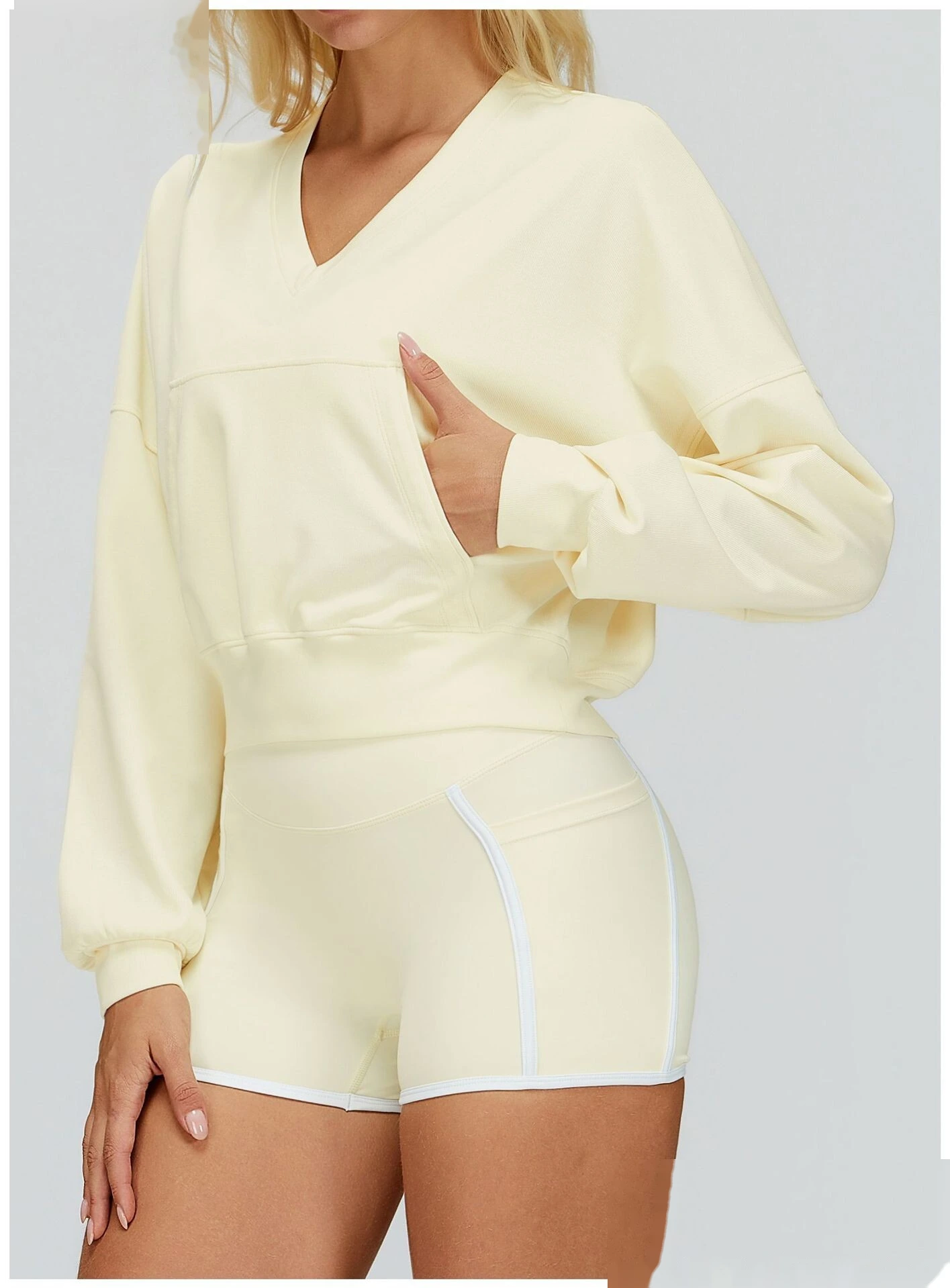 Windproof Hooded Sweatshirt, Women's/Loose Fit Workout Outerwear detail