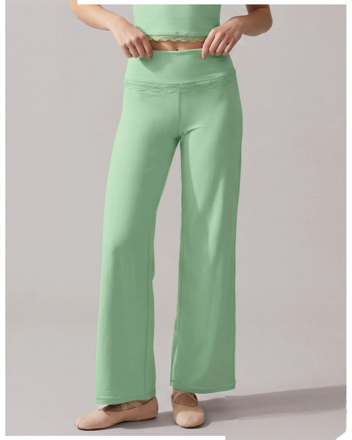 Custom 2 Piece Yoga Set, Lace Spliced Top & Straight Wide Leg Pants, Soft Stretch Activewear Outfit for Dance Training detail