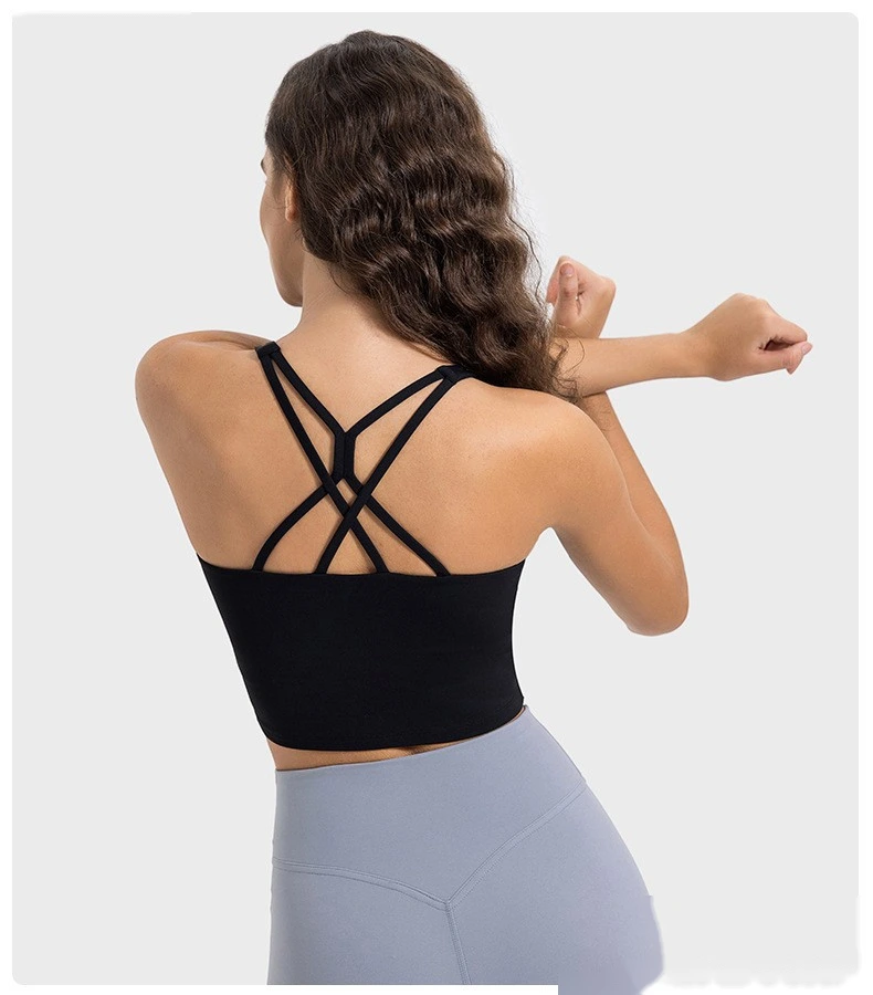 Custom-made sexy suspenders, beautiful suspenders, chest pads, yoga bras, earthquake-proof fitness sports bra detail