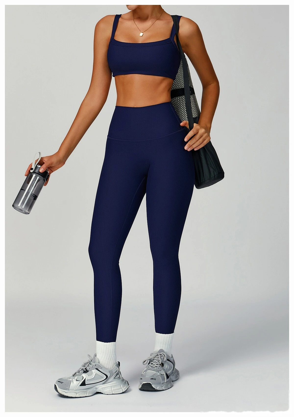 Threaded yoga pants, high waist, hips and slim tights, outdoor sports and running fitness clothes detail