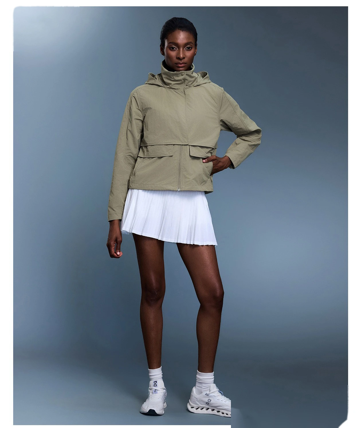 Customized outdoor waterproof sports windbreaker women's hooded casual jacket coat in autumn. detail