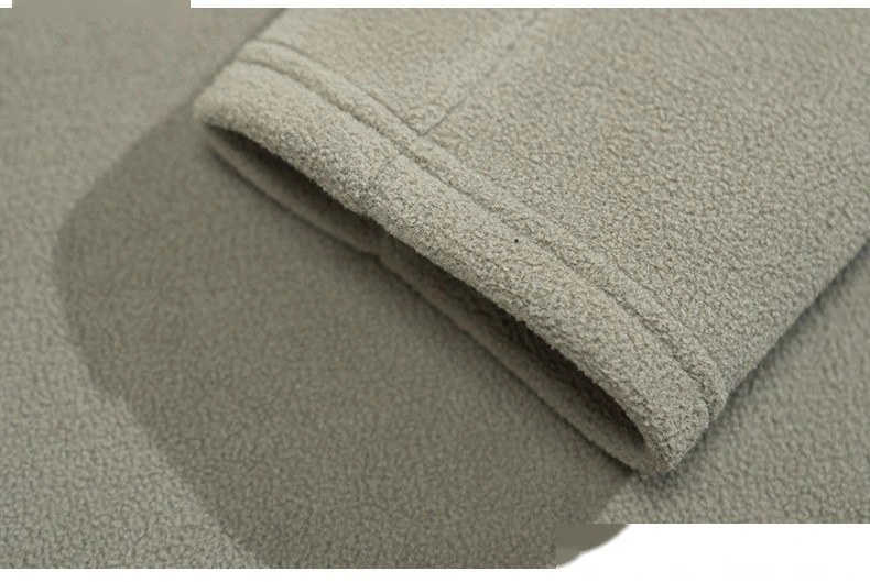 Customized semi-zipper long-sleeved T-shirt men's sweater Austrian fleece warm outdoor winter warm clothes detail