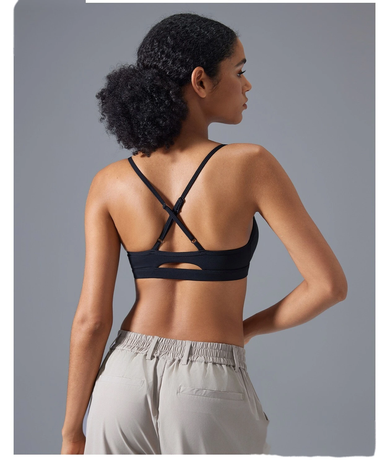 Customized adjustable shoulder strap beauty back sports bra women's running shock-proof fitness bra yoga detail
