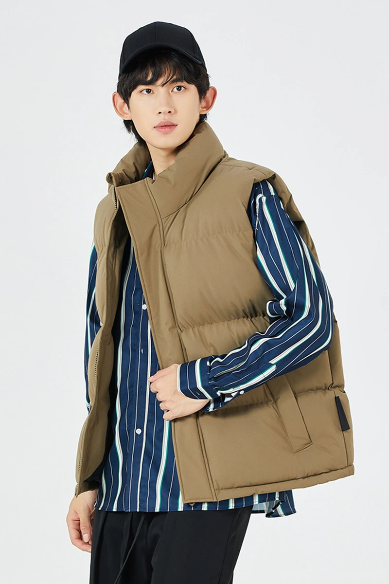 Customized fashion waterproof and warm cotton-padded jacket down jacket vest for men and women detail