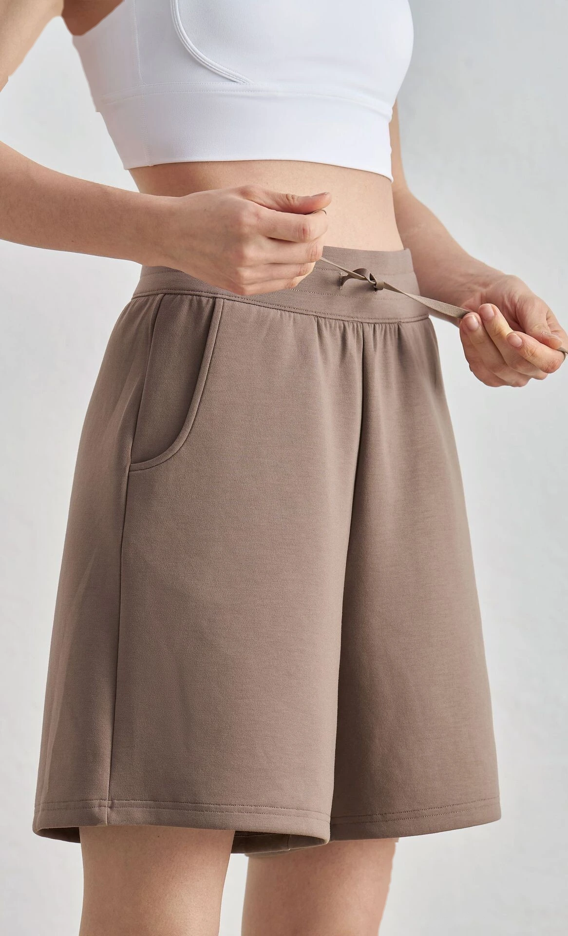 Air layer running shorts loose casual fitness five-point shorts female fitness shorts detail