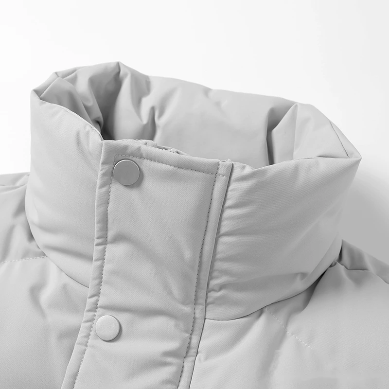 Customized fashion windproof and warm multi-pocket tooling style cotton vest jacket for men and women. detail