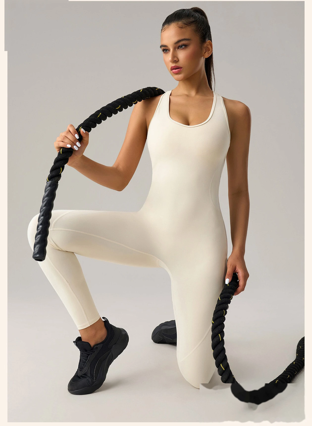 Women’s Custom Fake Two-Piece Camisole Yoga Jumpsuit Sexy Backless Butt Lifting Fitness Bodysuit detail
