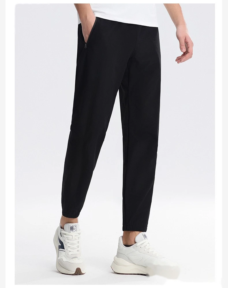 Outdoor sports, leisure, water splashing, hiking and mountaineering pants, leisure quick-drying leg-binding pants detail