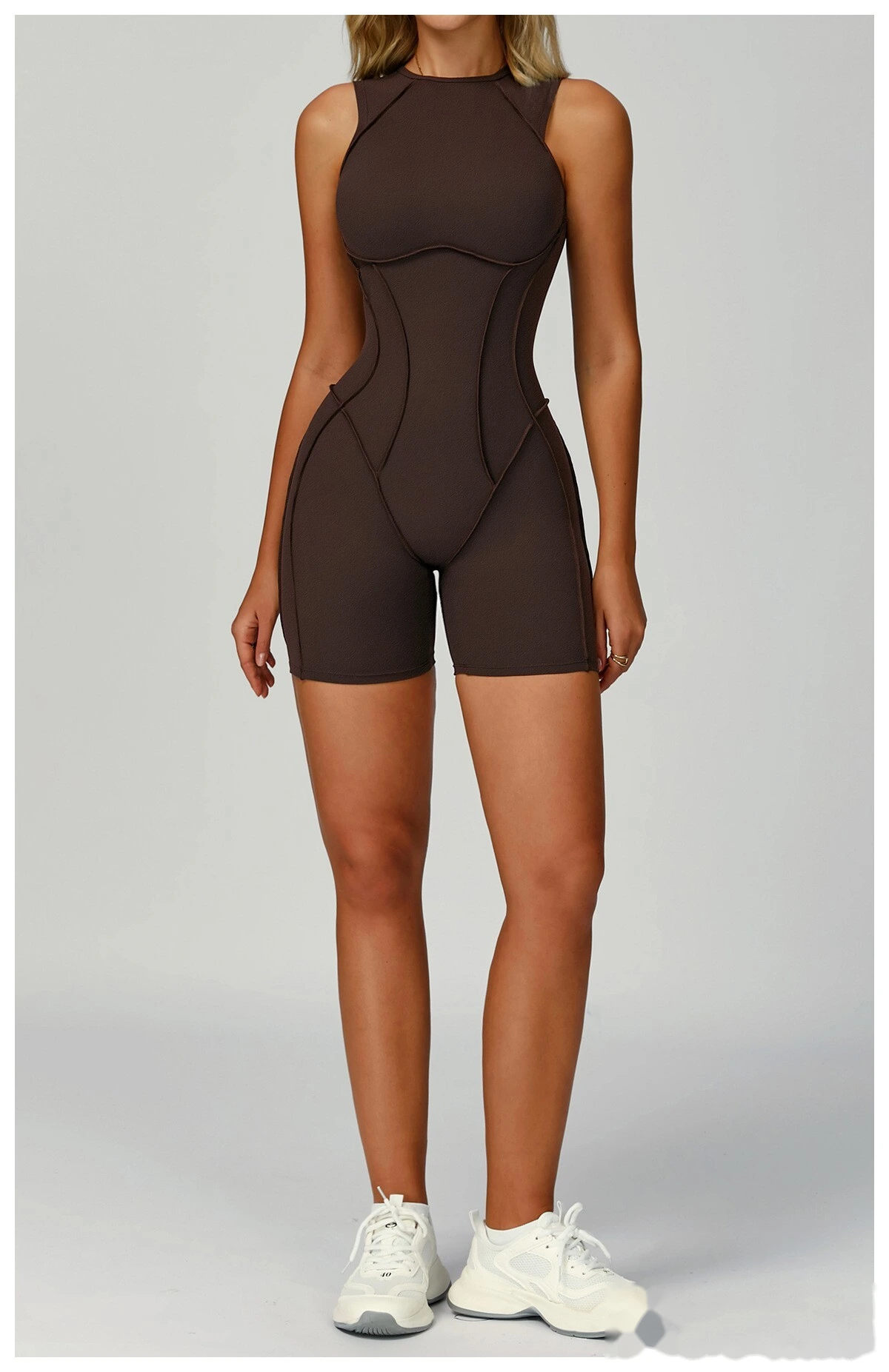 Customized one-piece yoga clothes with beautiful back fashion one-piece women's running fitness clothes detail