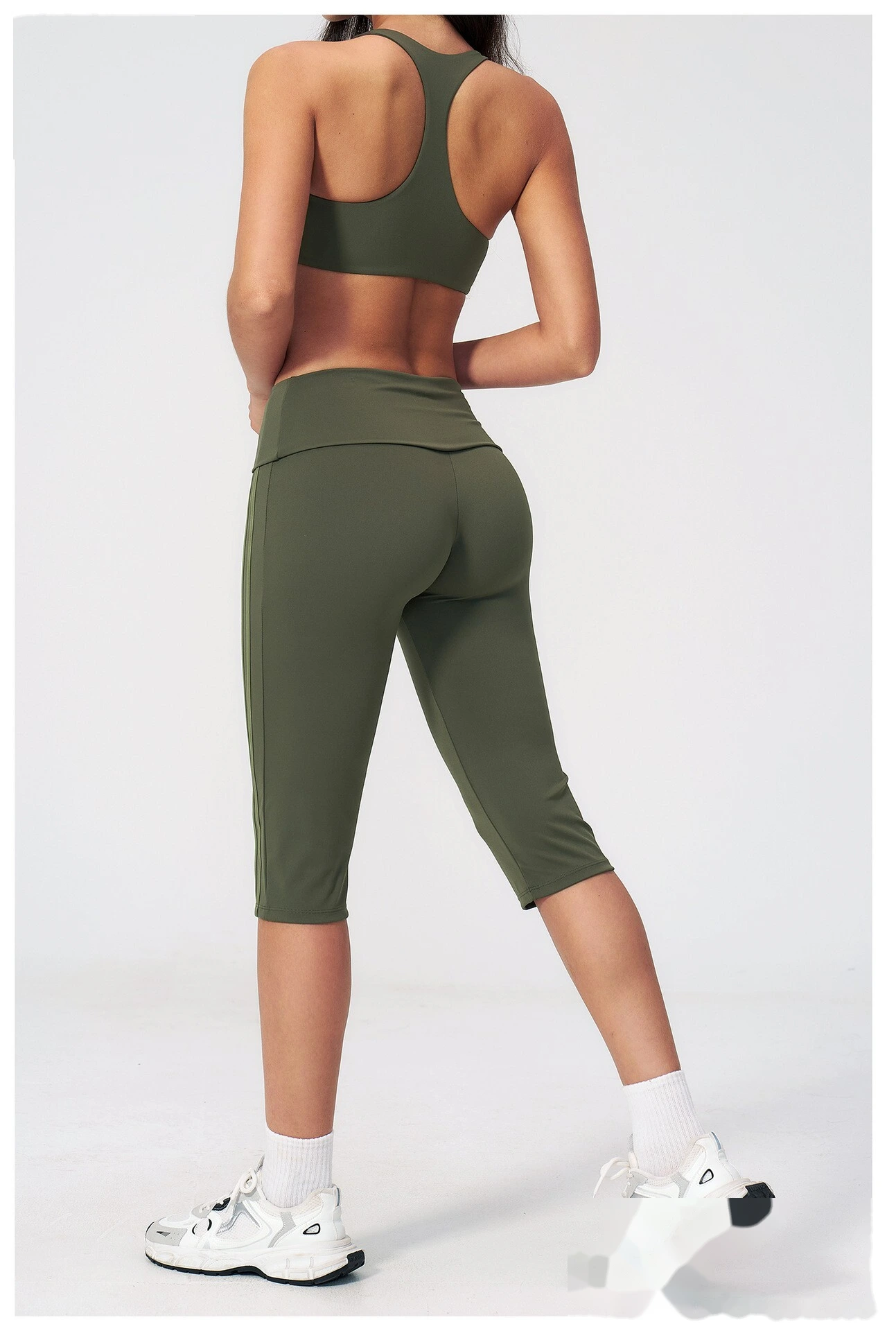 Custom Slim Fit Beauty Back Yoga Set Women, Outer Wear Quick Dry Running Fitness Activewear Set detail