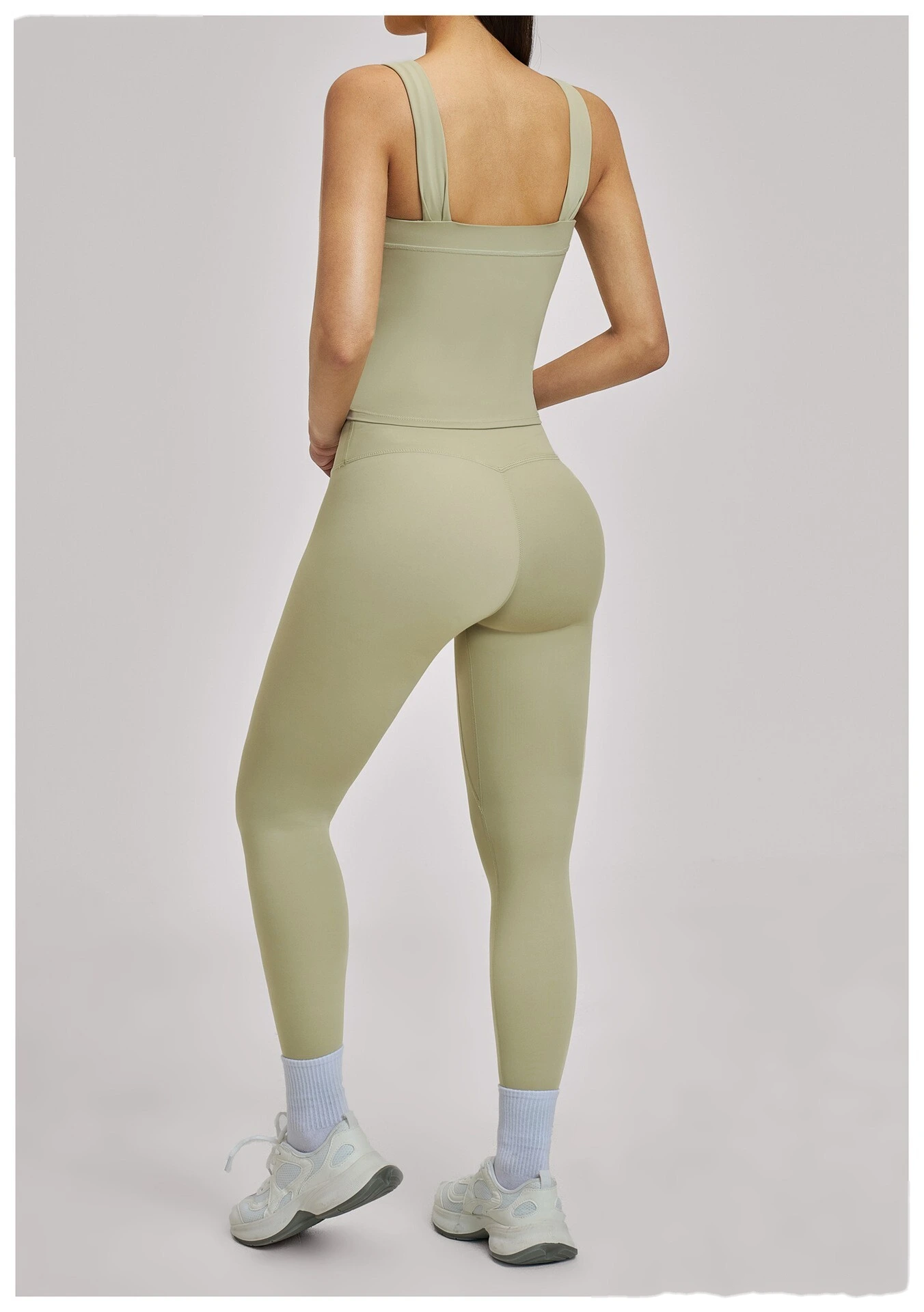 Women’s High Elastic Square Neck Yoga Outfit Beauty Back Sports Vest with Yoga Leggings Fitness Set detail