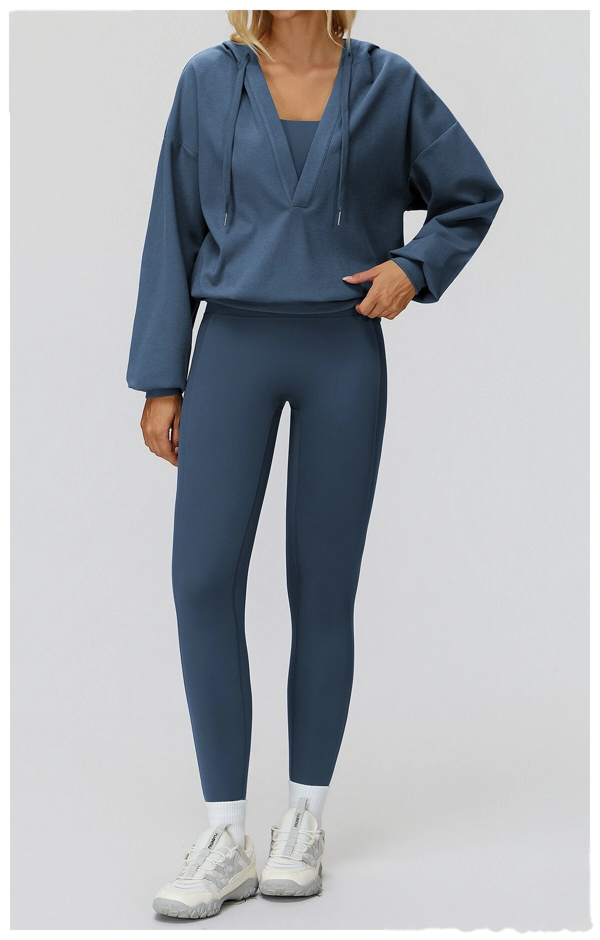 Custom new style hooded large V-neck loose and comfortable top, outdoor running sports sweatshirt detail