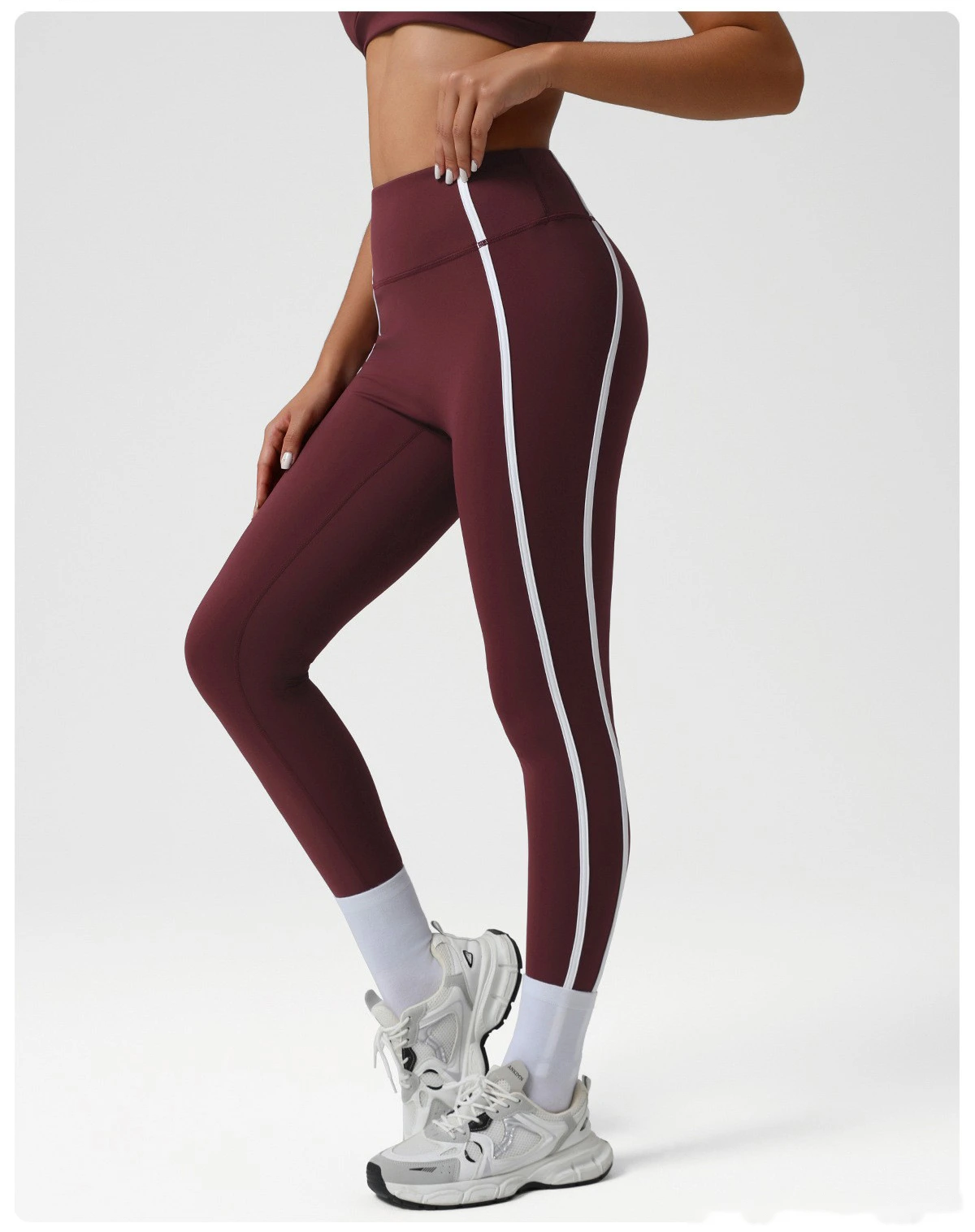 Custom-made high-waist sports tights Naked feeling yoga pants hip high elastic running fitness pants. detail