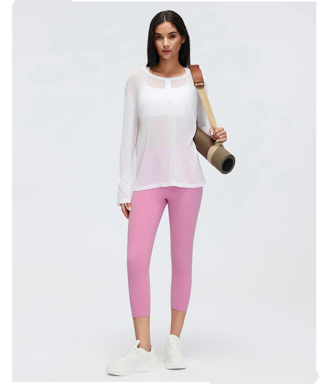 Loose Breathable Yoga Cover Up for Women, Long Sleeve Gym Top, Lightweight Casual Running Fitness T-Shirt detail