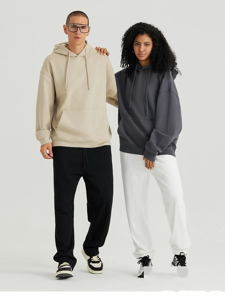 Customized plush napped pullover sweater for men and women loose solid color hoodie detail