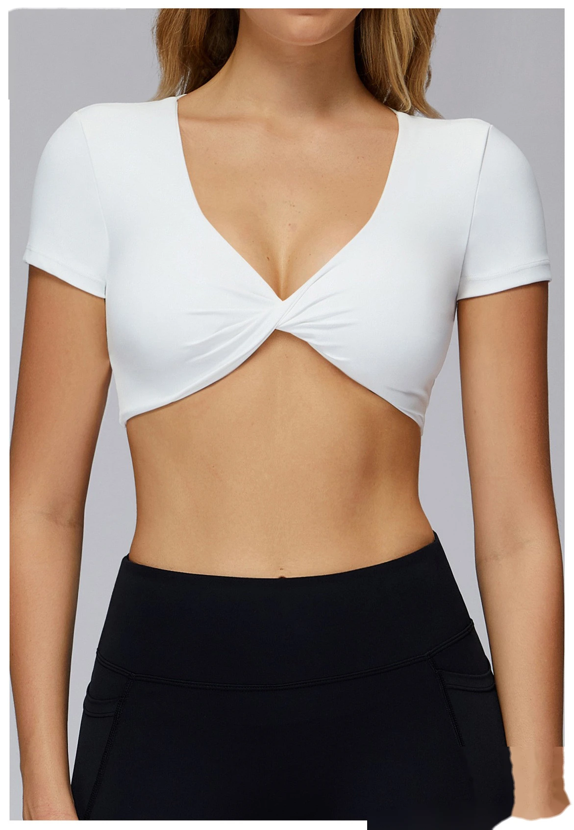 Custom twisted yoga bra tight-fitting quick-drying yoga clothes women's outdoor running fitness sports bra detail