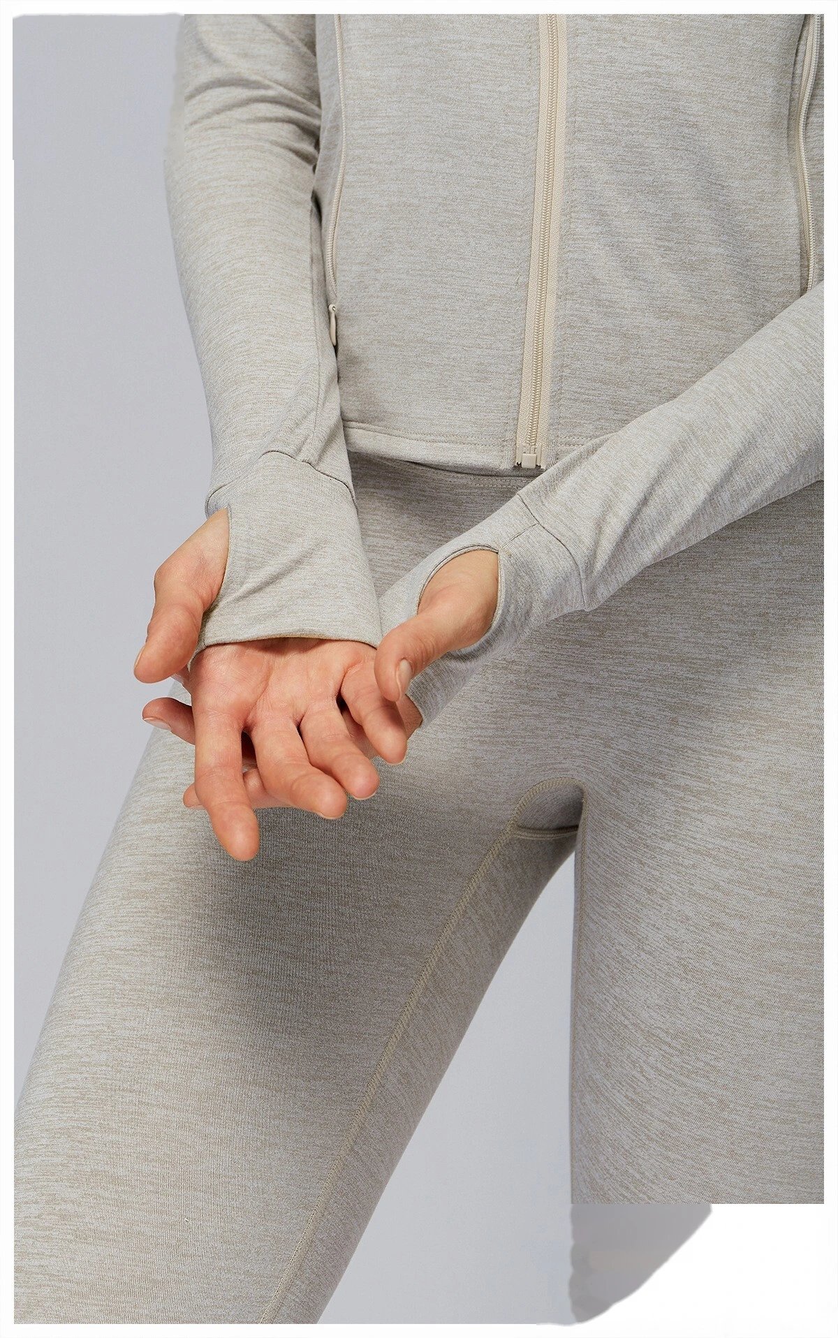 Customized long sleeve jacket zipper pocket quick-drying tight top outdoor sports running fitness jacket detail