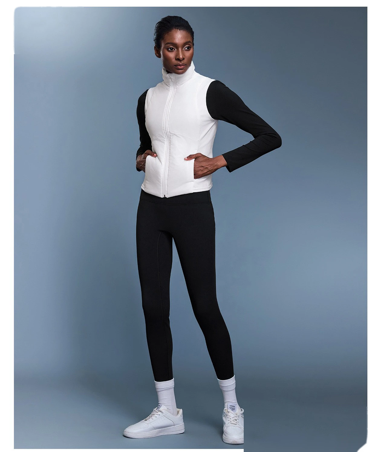 Custom autumn and winter stand collar windproof vest women's short lightweight cashmere warm cotton vest. detail