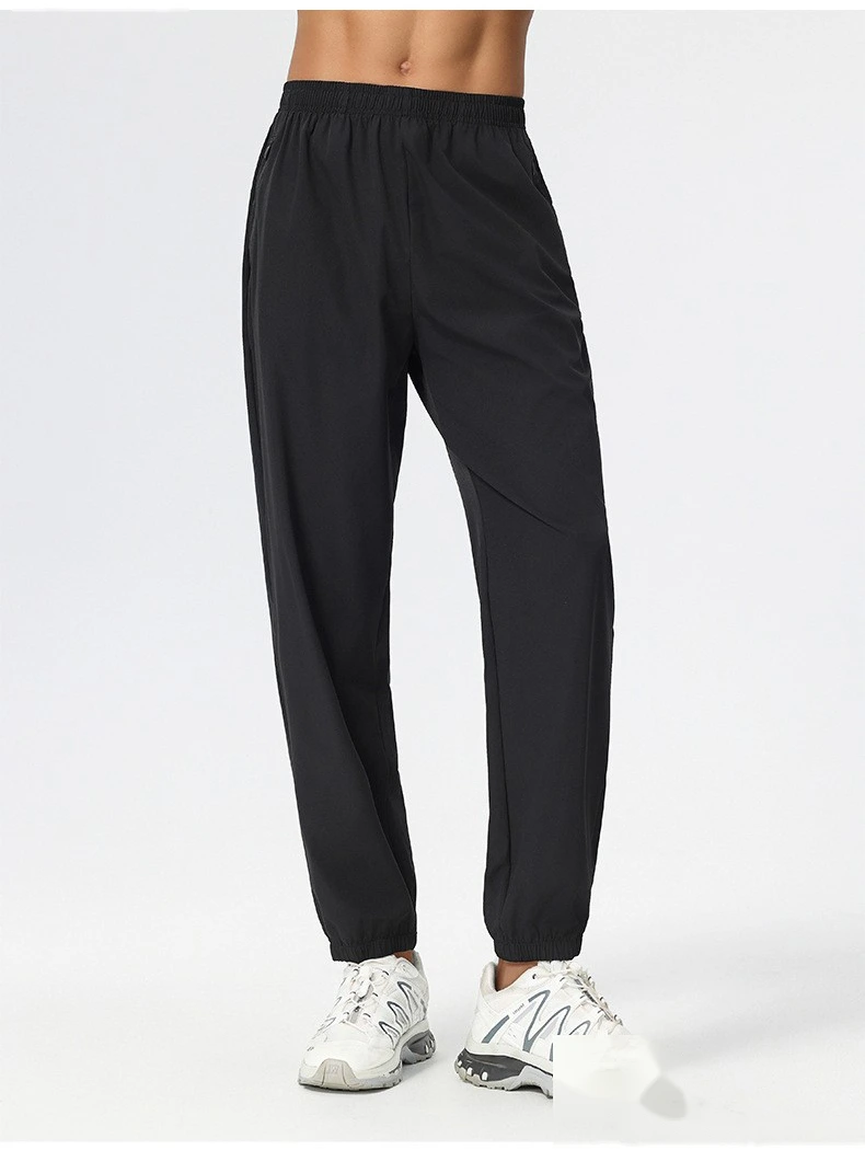 Customized nylon woven men's multi-pocket and multi-functional outdoor running quick-drying pants detail